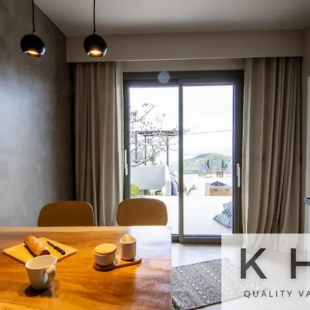 Noci! Villa Dilináta